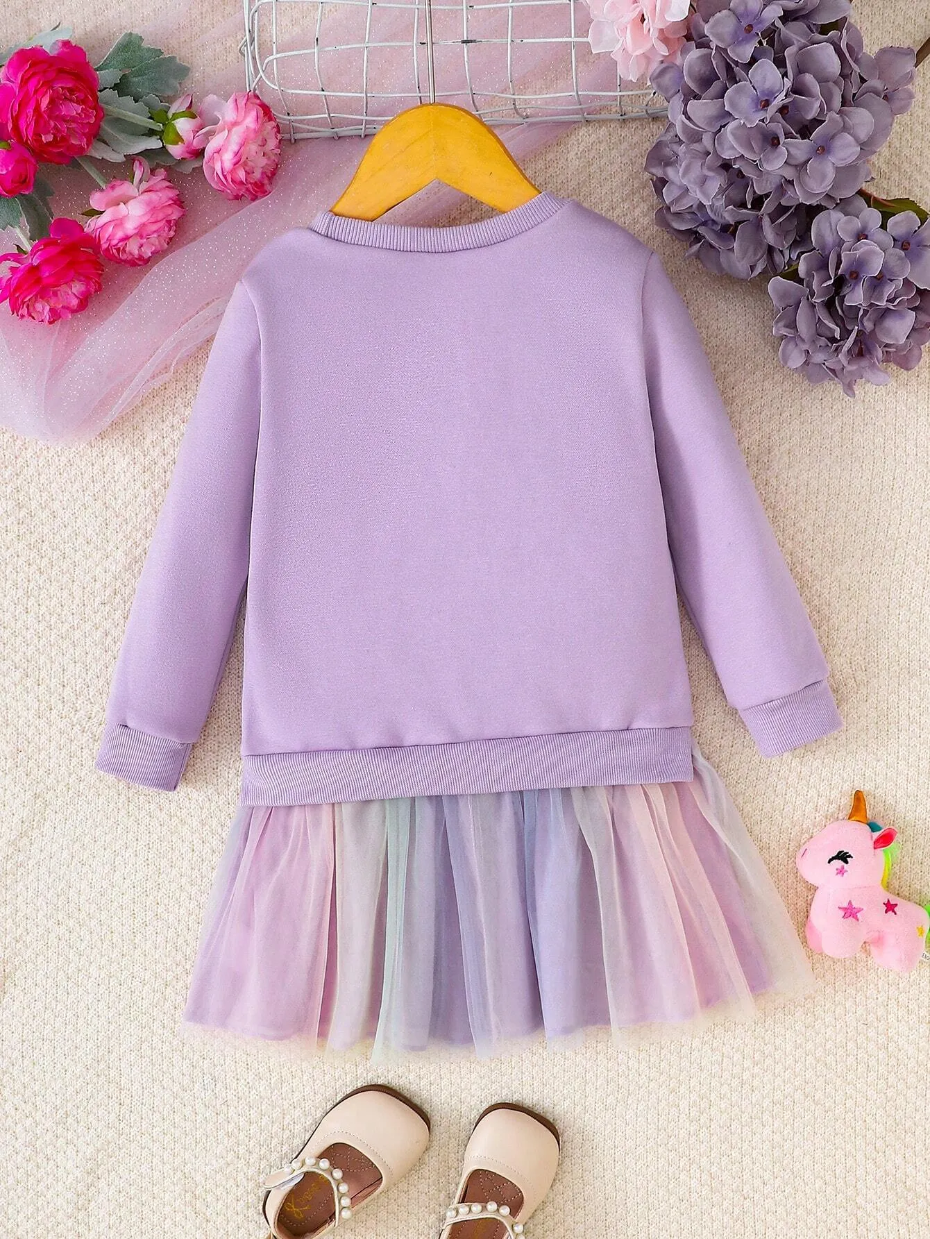 2-Piece Girls Unicorn Cartoon Graphic Long Sleeve Sweatshirt & Mesh Skirt Dress Set, Autumn/Winter New