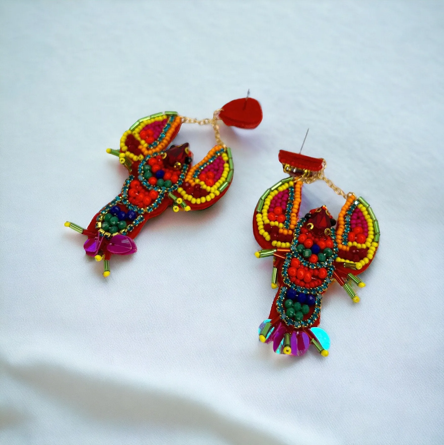 Beaded Crawfish Earrings - Beaded Earrings, Mardi Gras, New Orleans, Lobster Earrings, Mardi Gras Accessories, Cajun Earrings, Crawdaddy