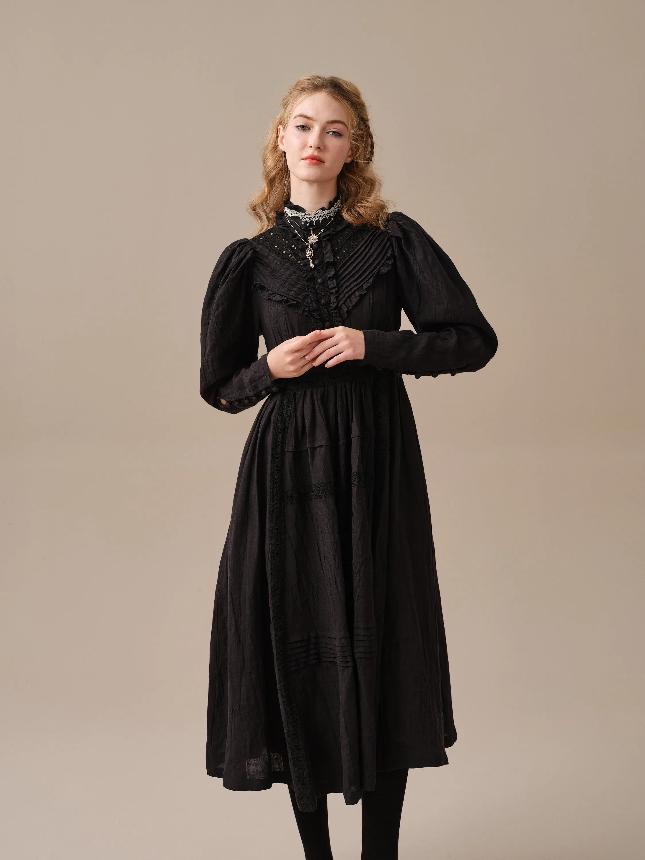 MARY 18 | VINTAGE LINEN DRESS GOWN