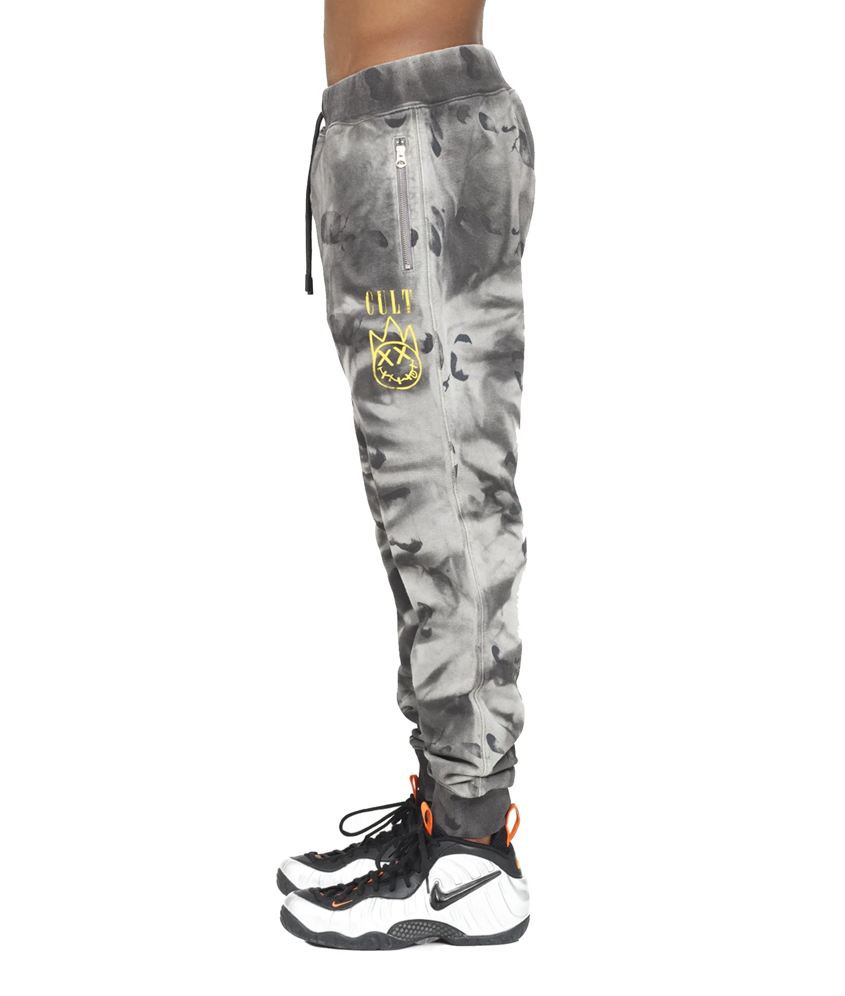 NOVELTY SWEATPANT IN CHARCOAL TIE DYE